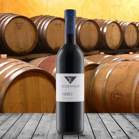 2021er<br>Kreation NERO<br>Rotwein trocken<br>mit Link zur Verkostung